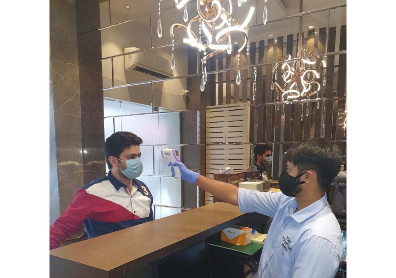 The Fountain Inn - Fort Mumbai Luaran gambar