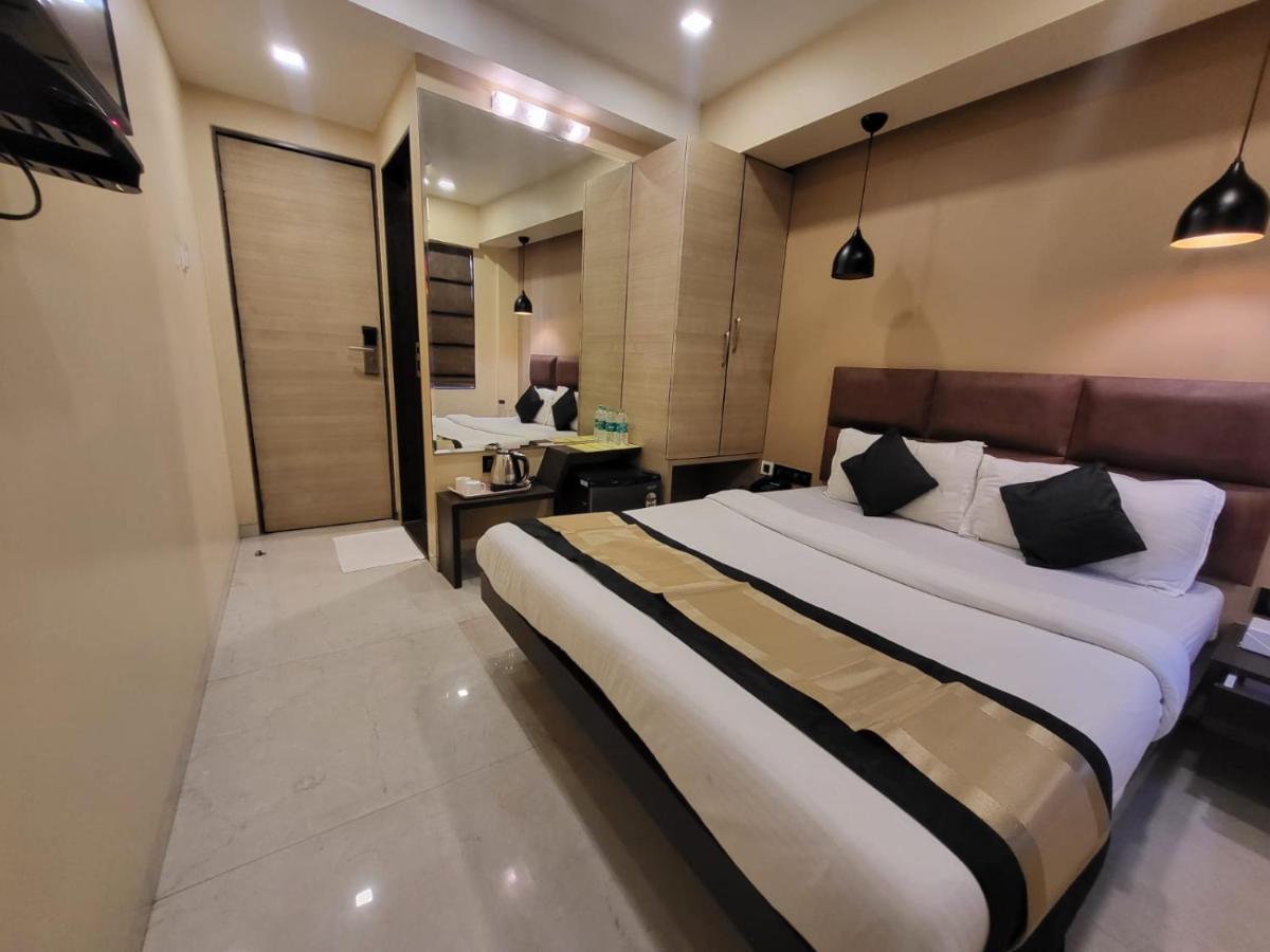 The Fountain Inn - Fort Mumbai Luaran gambar