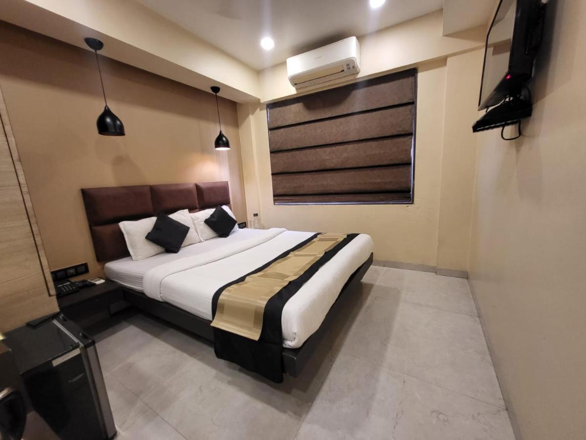 The Fountain Inn - Fort Mumbai Luaran gambar
