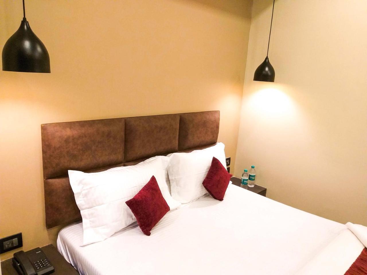 The Fountain Inn - Fort Mumbai Luaran gambar