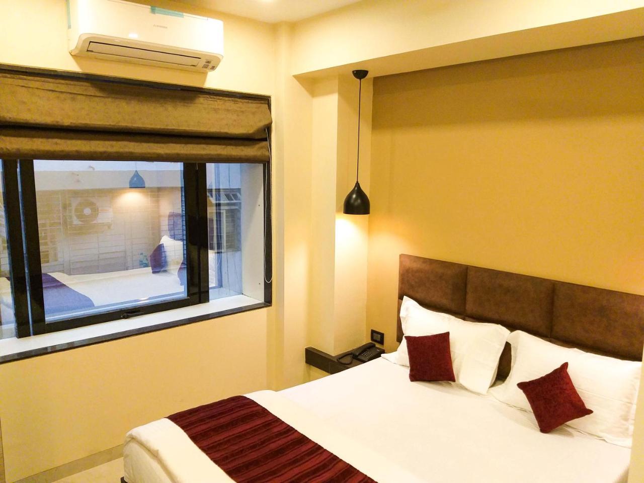 The Fountain Inn - Fort Mumbai Luaran gambar