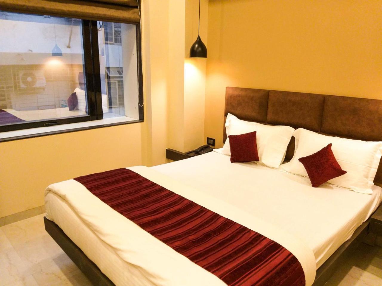 The Fountain Inn - Fort Mumbai Luaran gambar