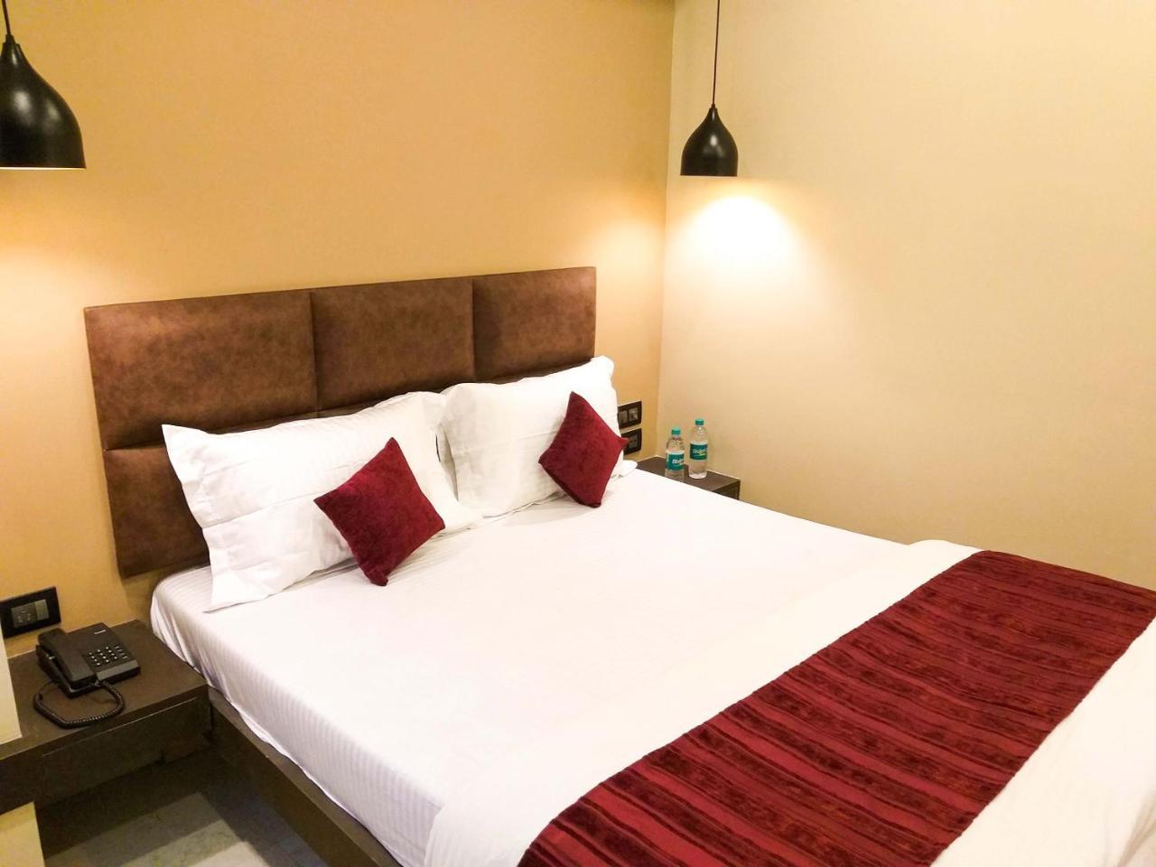 The Fountain Inn - Fort Mumbai Luaran gambar