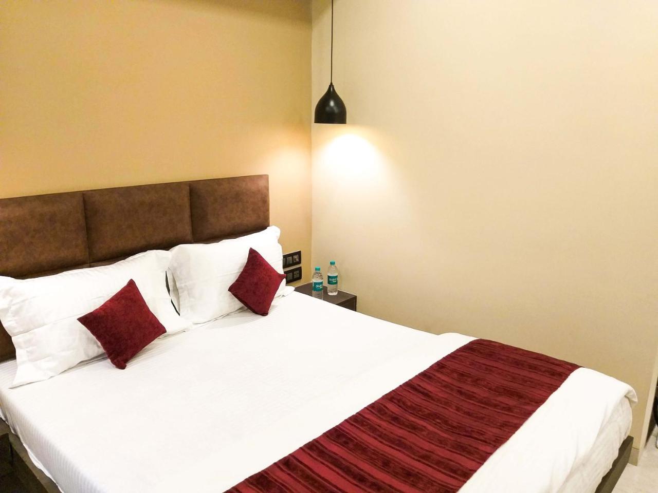 The Fountain Inn - Fort Mumbai Luaran gambar
